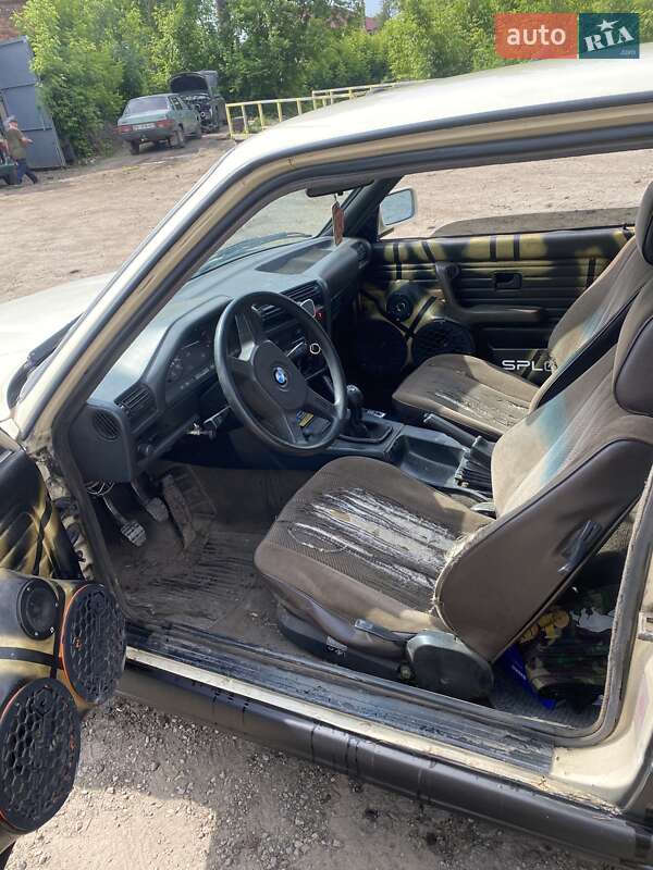 Купе BMW 3 Series 1985 в Слов'янську