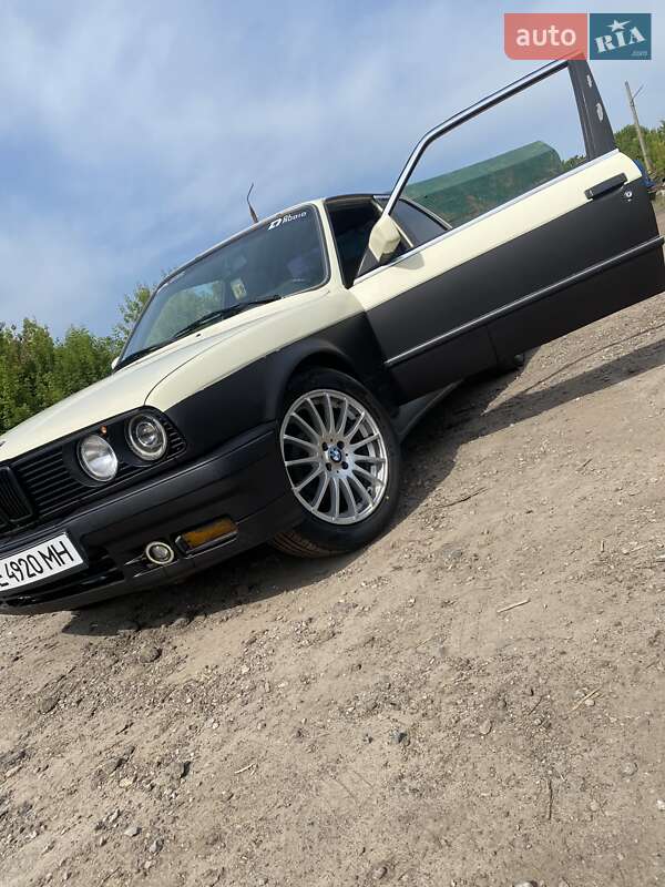 Купе BMW 3 Series 1985 в Слов'янську