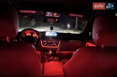 Седан BMW 3 Series 2015 в 