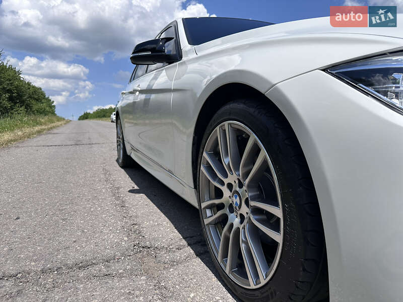Седан BMW 3 Series 2015 в Києві