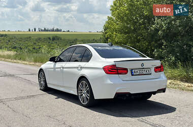 Седан BMW 3 Series 2015 в 