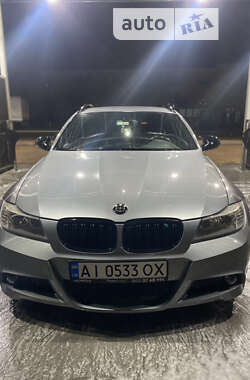 Универсал BMW 3 Series 2009 в Киеве