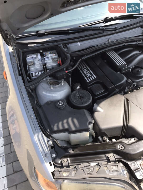 Седан BMW 3 Series 2004 в Луцьку