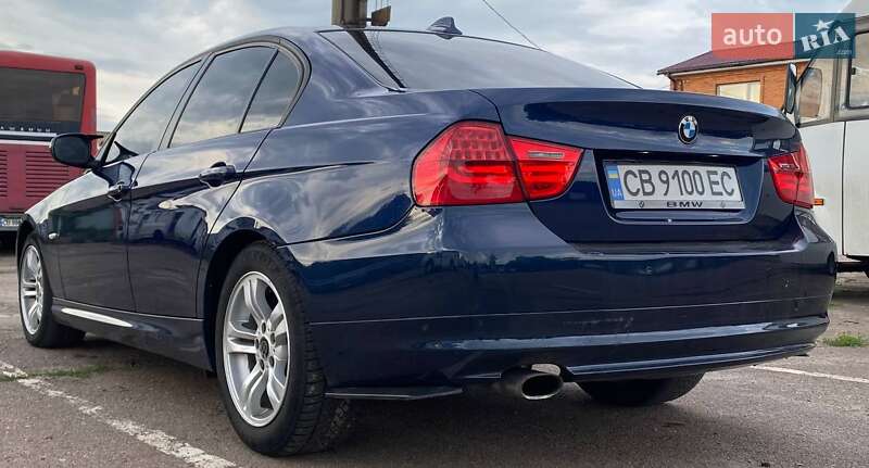 Седан BMW 3 Series 2010 в Нежине