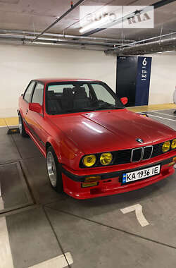 Купе BMW 3 Series 1985 в Киеве