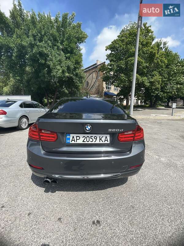 Седан BMW 3 Series 2014 в Запорожье