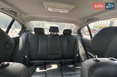 Седан BMW 3 Series 2014 в Запоріжжі