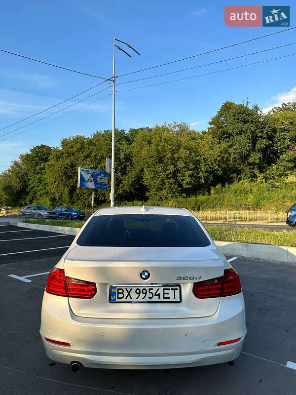 Седан BMW 3 Series 2013 в Киеве