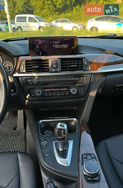 Седан BMW 3 Series 2013 в 