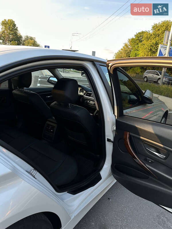 Седан BMW 3 Series 2013 в Киеве