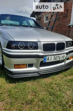 BMW 3 Series 1993