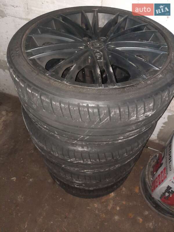 Седан BMW 3 Series 1993 в Киеве