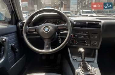 Седан BMW 3 Series 1986 в Киеве