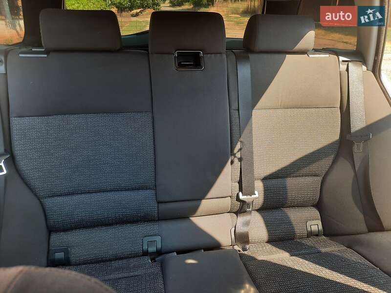 Универсал BMW 3 Series 2003 в Николаеве фото 15 Универсал BMW 3 Series 2003 в Николаеве