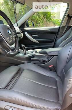 Седан BMW 3 Series 2017 в 