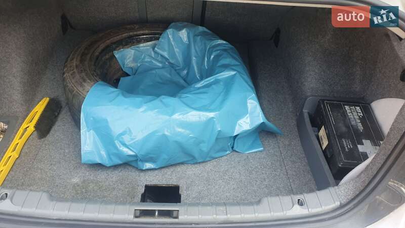 Седан BMW 3 Series 2009 в Тячеве