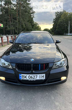 Седан BMW 3 Series 2008 в Дубровице