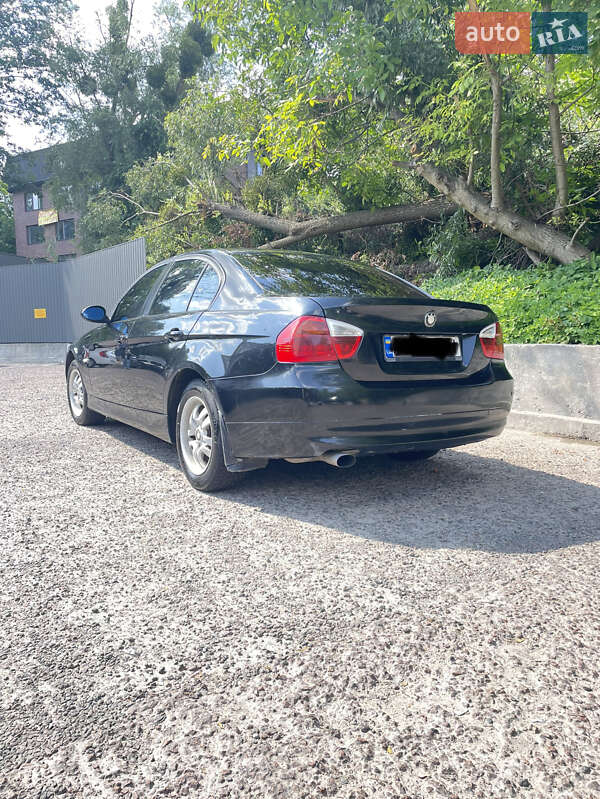 Седан BMW 3 Series 2005 в Києві