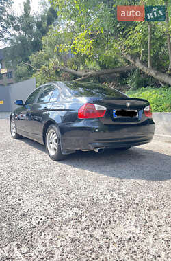 Седан BMW 3 Series 2005 в 