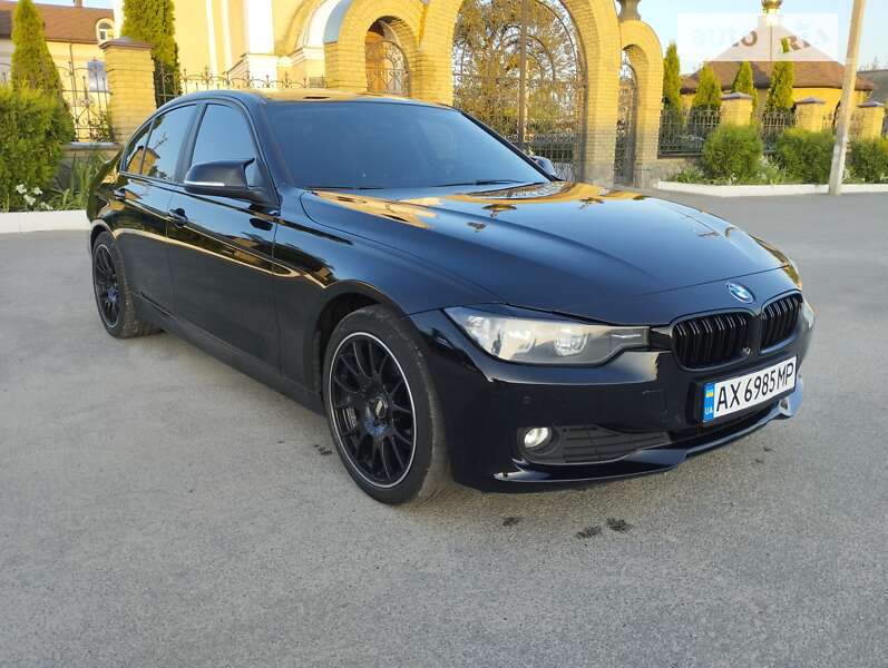 Седан BMW 3 Series 2013 в Харькове
