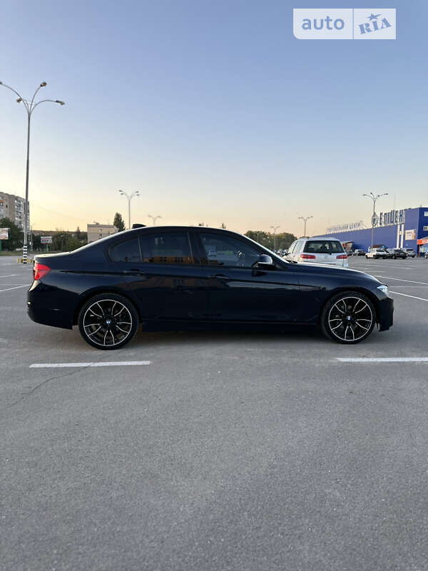 Седан BMW 3 Series 2016 в Каменец-Подольском