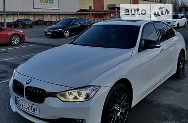 Седан BMW 3 Series 2013 в Львове