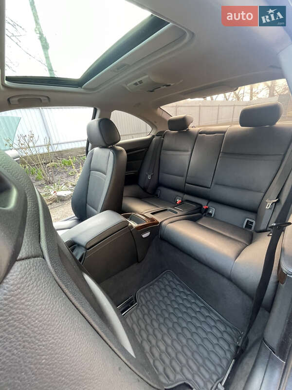 Купе BMW 3 Series 2011 в Згуровке