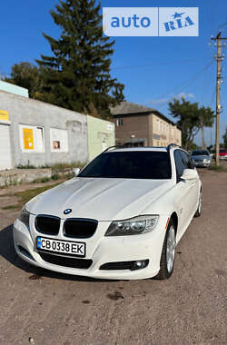 Універсал BMW 3 Series 2008 в Городні