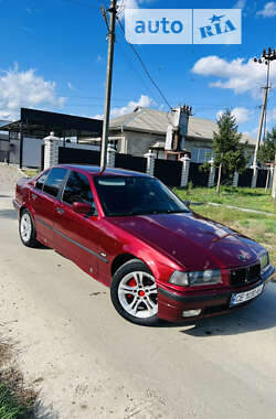Седан BMW 3 Series 1992 в Черновцах
