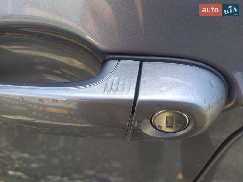 Седан BMW 3 Series 2009 в Львове