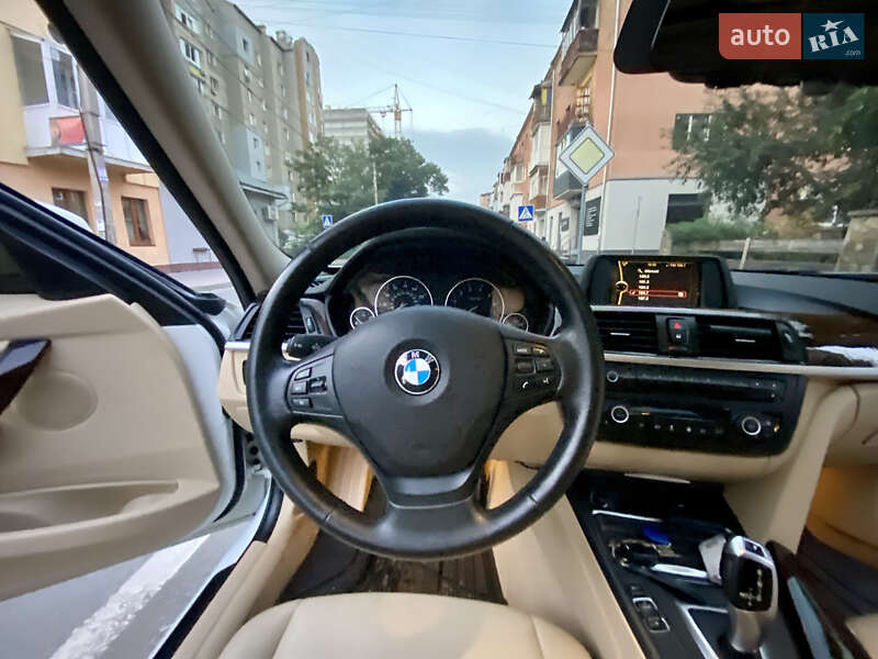 Седан BMW 3 Series 2013 в Ивано-Франковске