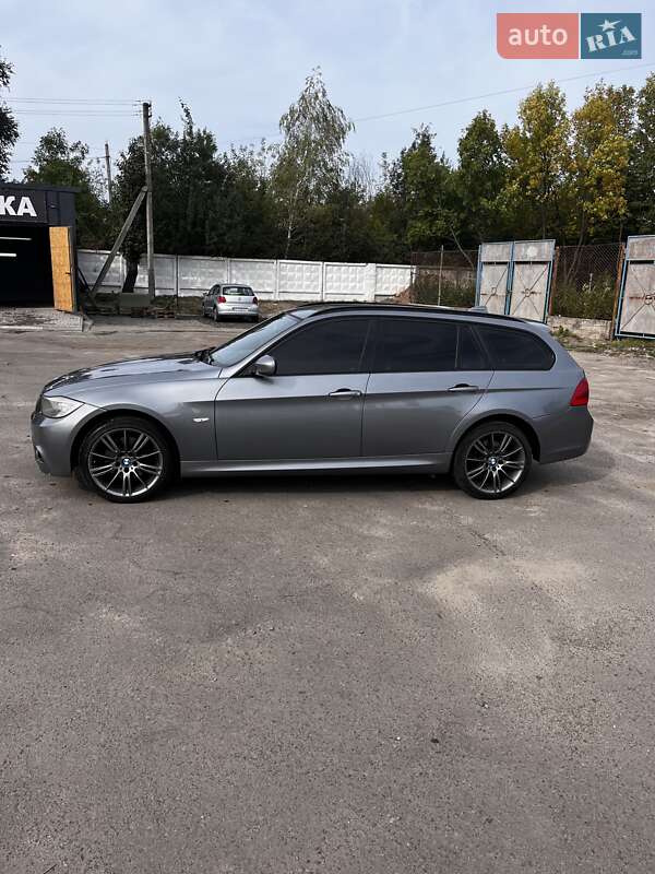 Универсал BMW 3 Series 2011 в Нововолынске