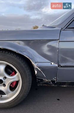 Седан BMW 3 Series 1987 в Вінниці