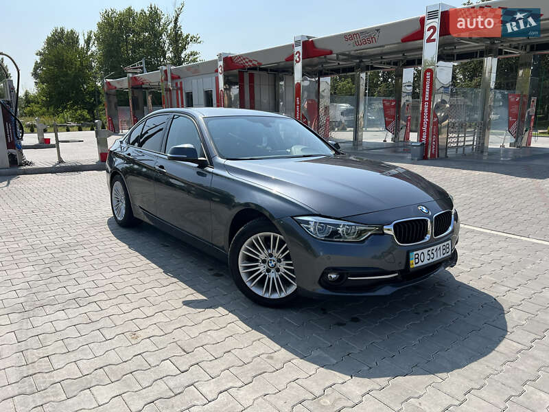 Седан BMW 3 Series 2018 в 