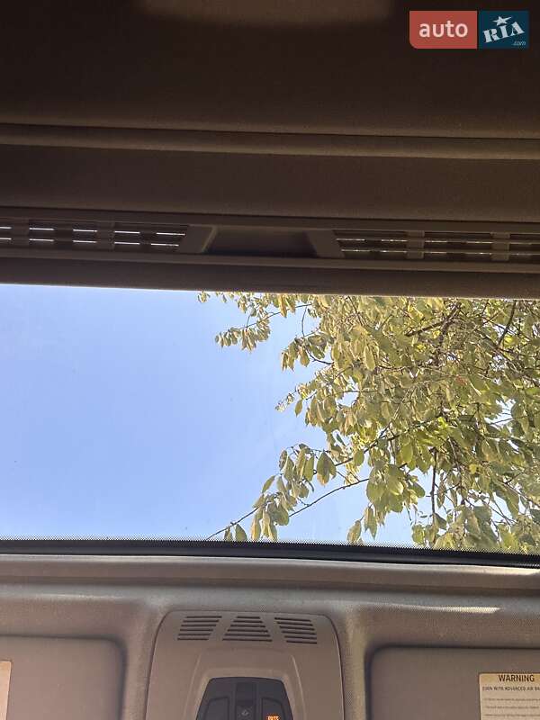 Седан BMW 3 Series 2014 в Млинове фото 10 Седан BMW 3 Series 2014 в Млинове