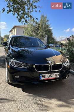 Седан BMW 3 Series 2014 в Млинове