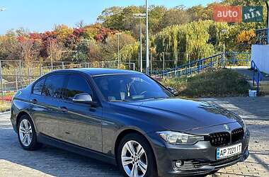 Седан BMW 3 Series 2015 в Запорожье