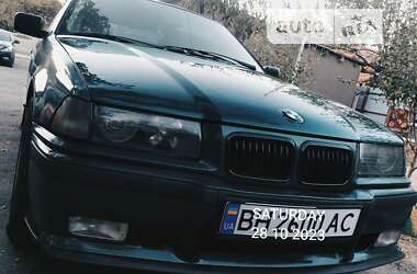 Седан BMW 3 Series 1992 в Одесі