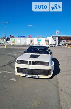 Седан BMW 3 Series 1986 в Одессе