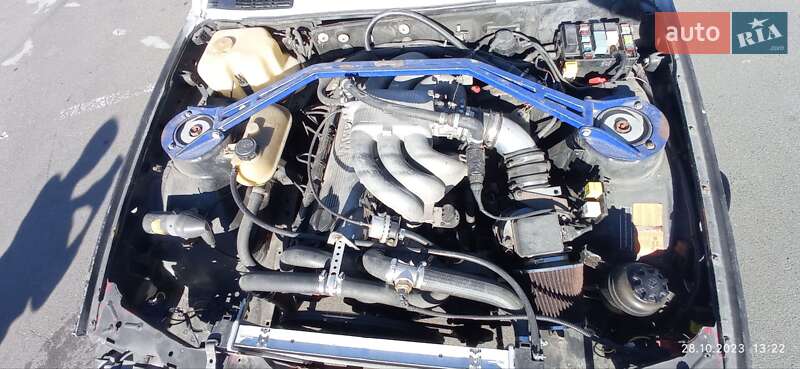 Седан BMW 3 Series 1986 в Одессе