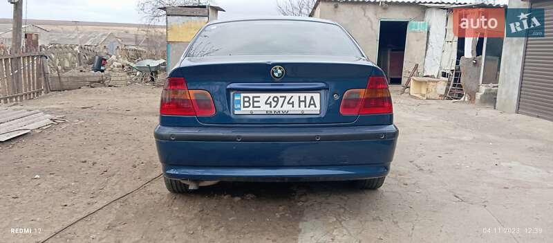 Седан BMW 3 Series 2003 в Веселиновому