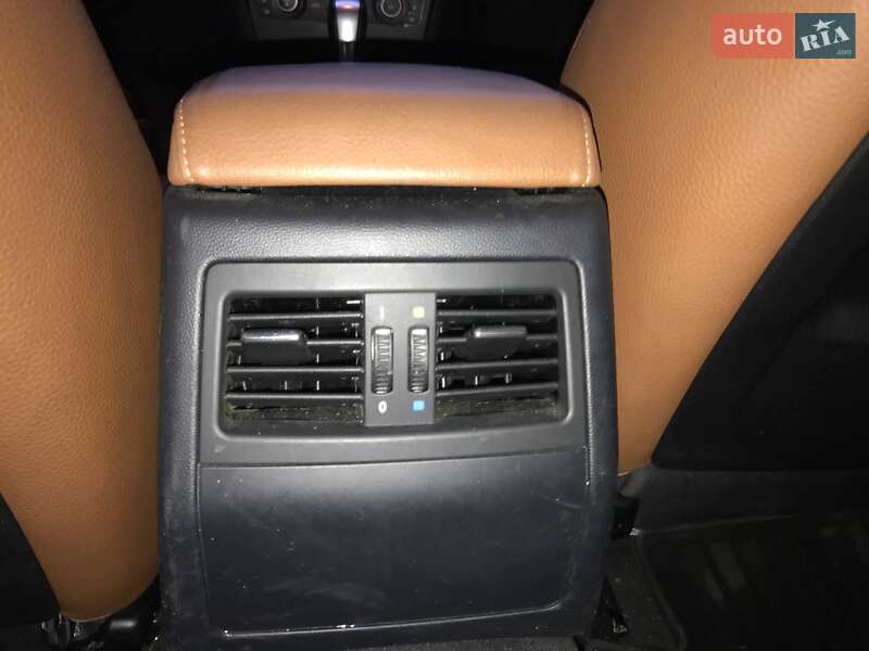 Седан BMW 3 Series 2011 в Тернополе