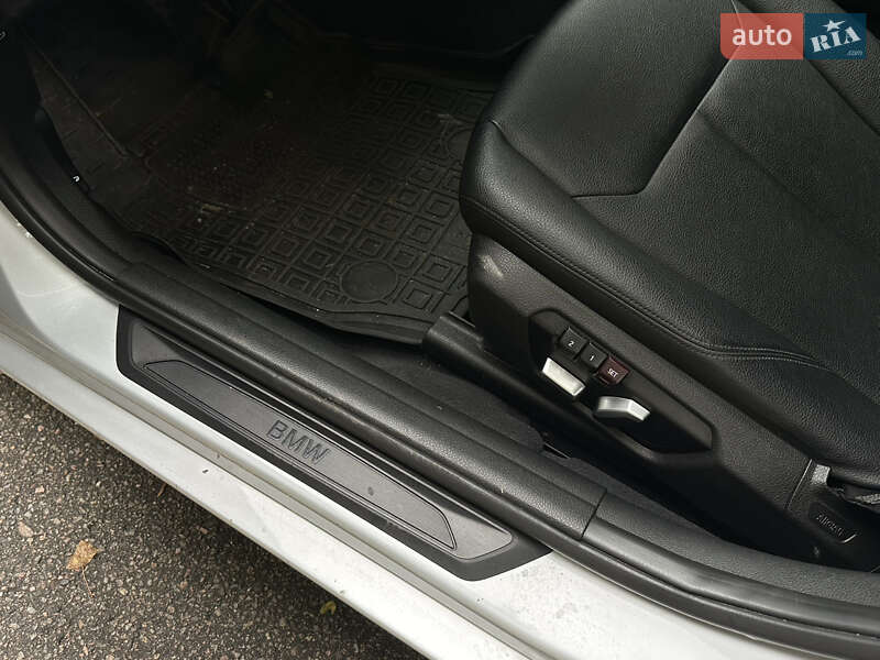 Седан BMW 3 Series 2017 в Белой Церкви