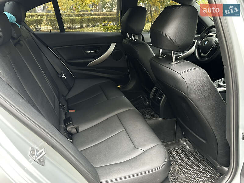 Седан BMW 3 Series 2017 в Белой Церкви