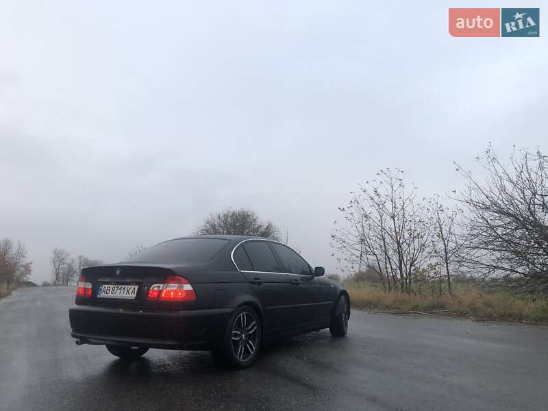 Седан BMW 3 Series 2004 в Гнивани