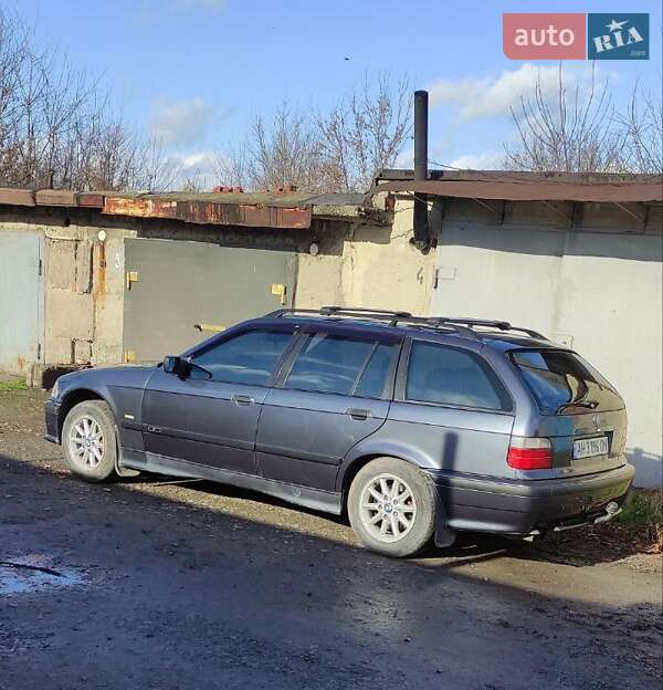 Универсал BMW 3 Series 1999 в Покровске