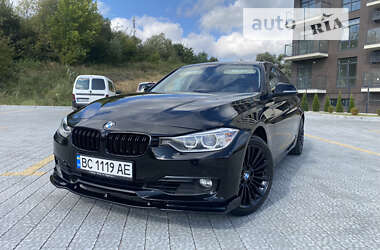 Седан BMW 3 Series 2014 в Львові