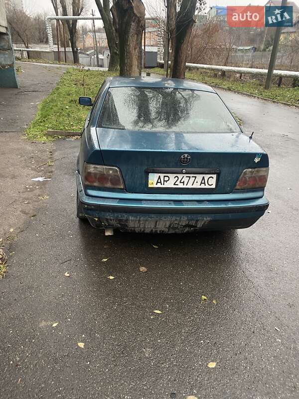 Седан BMW 3 Series 1993 в Днепре