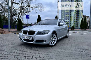 Седан BMW 3 Series 2009 в Житомирі