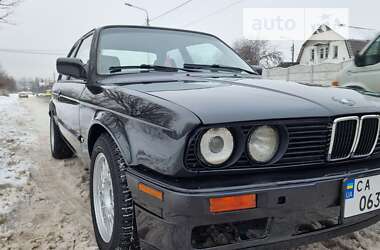 Купе BMW 3 Series 1987 в Києві